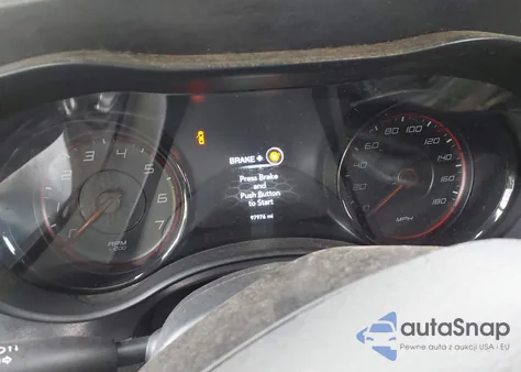 2019 Dodge Charger Scat Pack Rwd z USA, uszkodzony, nr VIN 2C3CDXGJ3KH688796